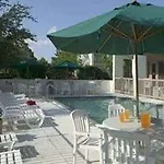 Value Suites Extended Stay - Arlington 