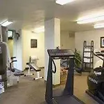 Hawthorn Suites by Wyndham Arlington/DFW South 