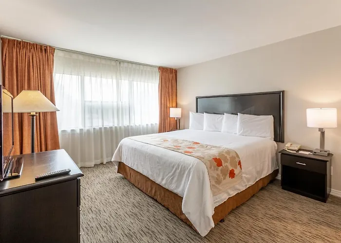 Value Suites Extended Stay - Arlington